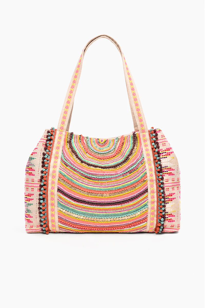 Diseño exclusivo en bolso tote de moda artesanal.