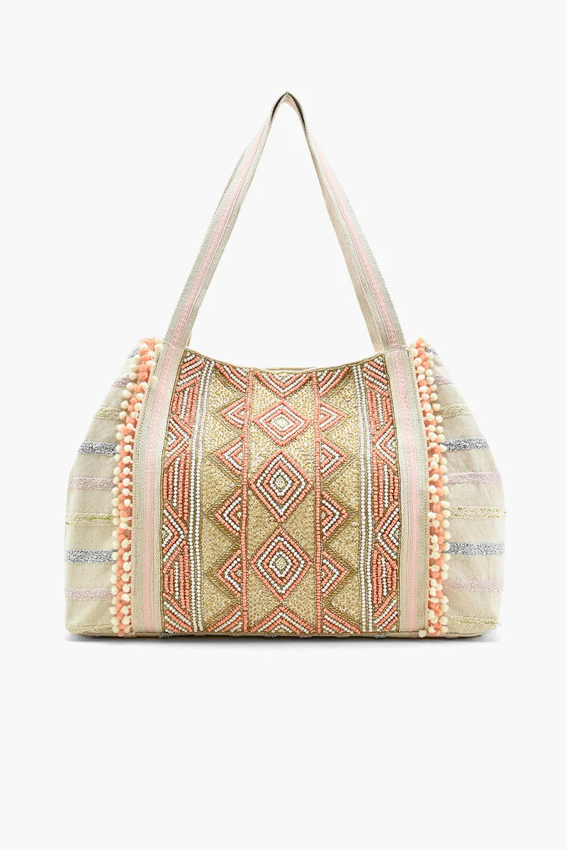 Bolsos únicos diseñados para mujeres elegantes y modernas.