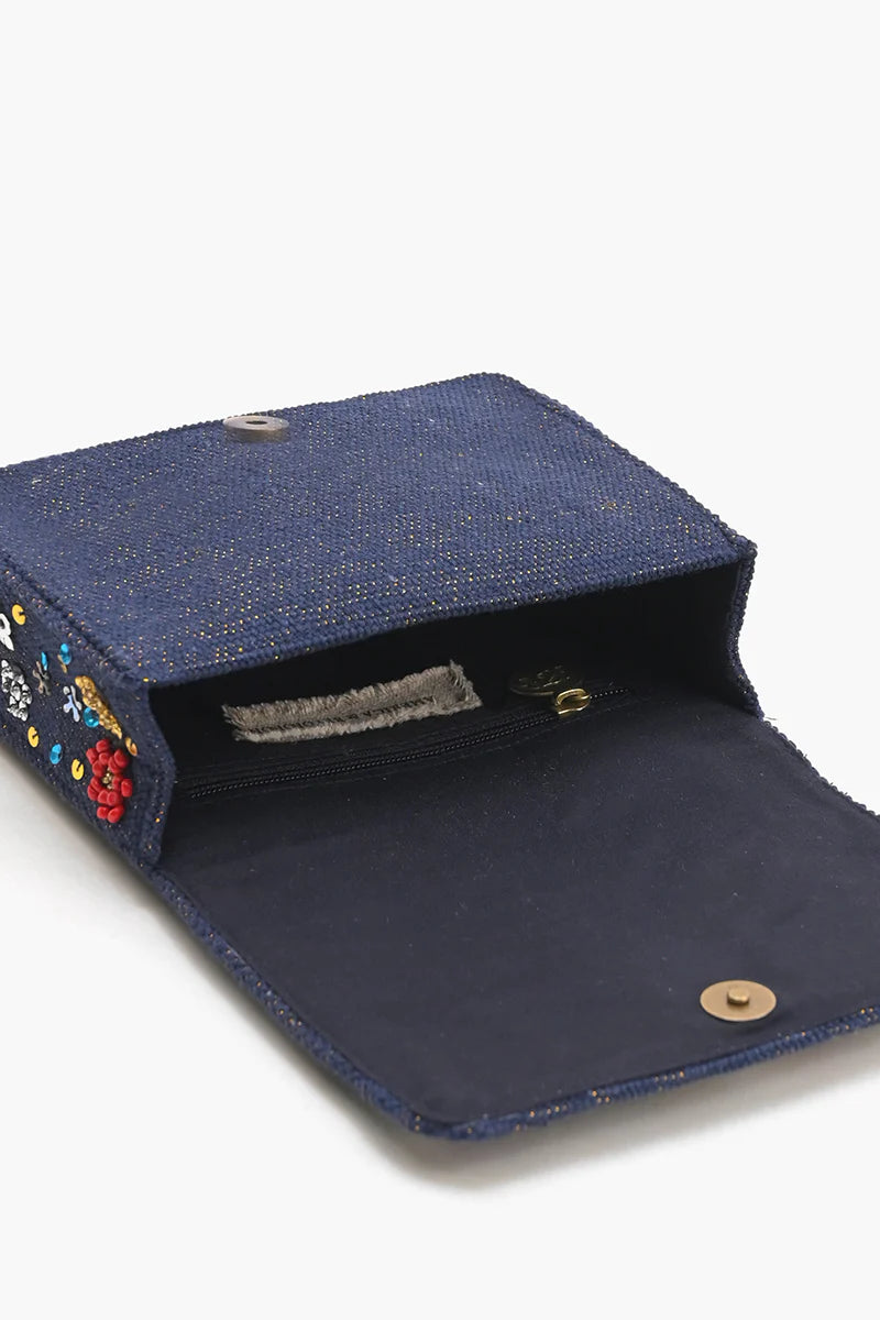 Bolso vegano sostenible diseñado para marcar la diferencia.