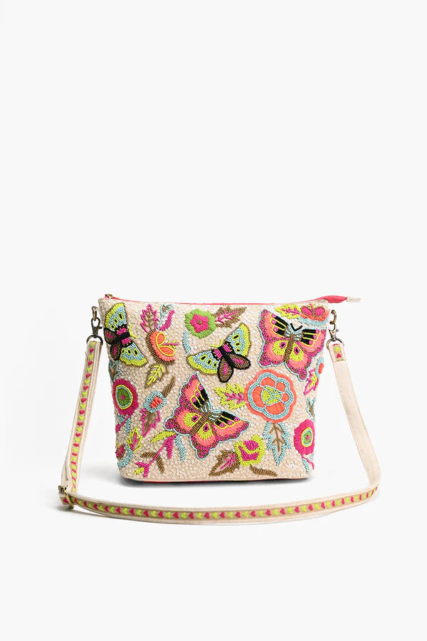 Estilo exclusivo en bolsos de lujo hechos a mano.
