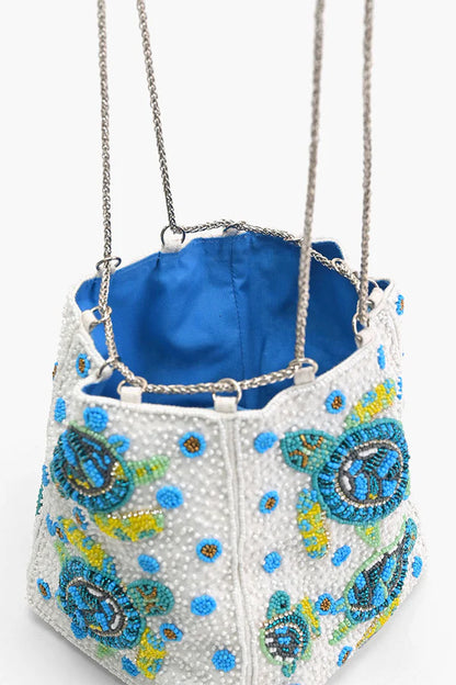 Bolso de mano artesanal, exclusivo y sostenible.