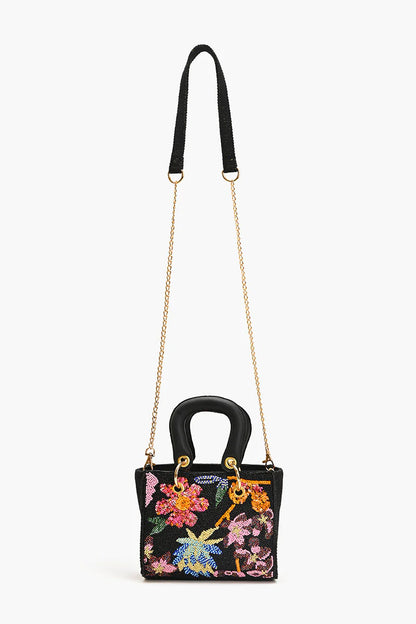 Bolsos exclusivos hechos a mano con inspiración bohemia.