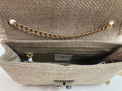 Artesanía en su máxima expresión: bolso exclusivo hecho a mano.