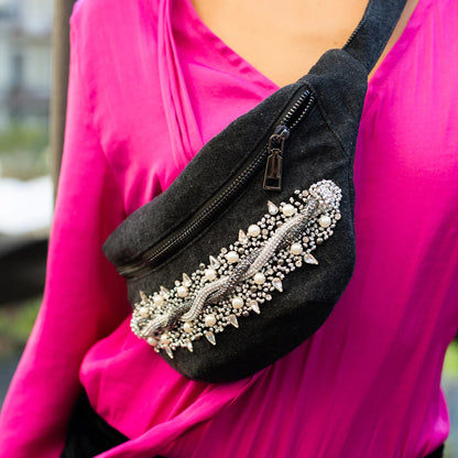 Bolso vegano sostenible ideal para eventos especiales.