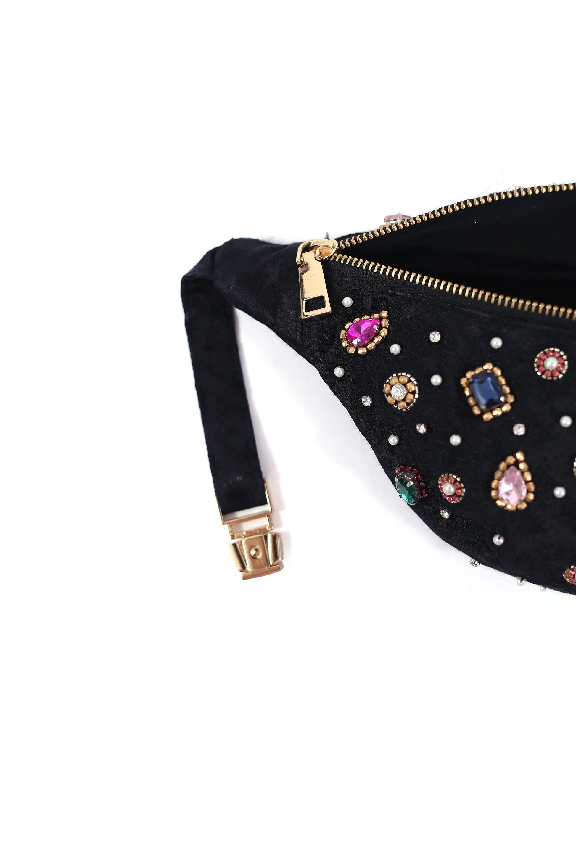 Bolsos únicos de lujo artesanal con diseño minimalista.