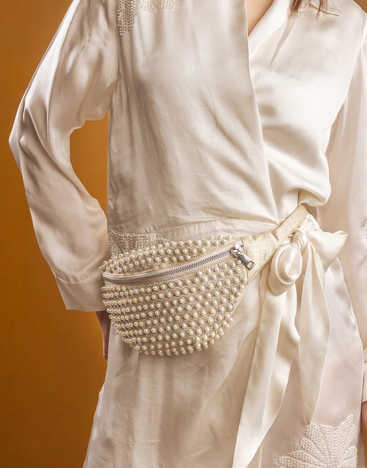 Bolsos exclusivos de hombro para mujeres modernas y elegantes.