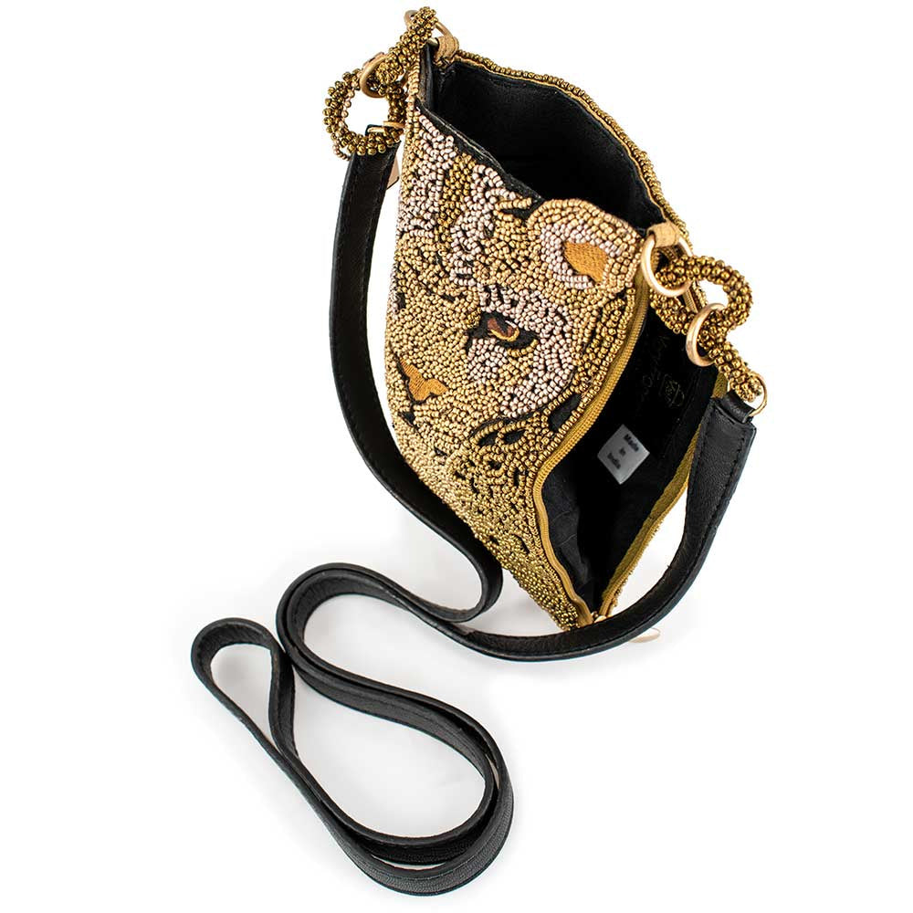 Estilo bohemio en bolsos exclusivos hechos a mano.