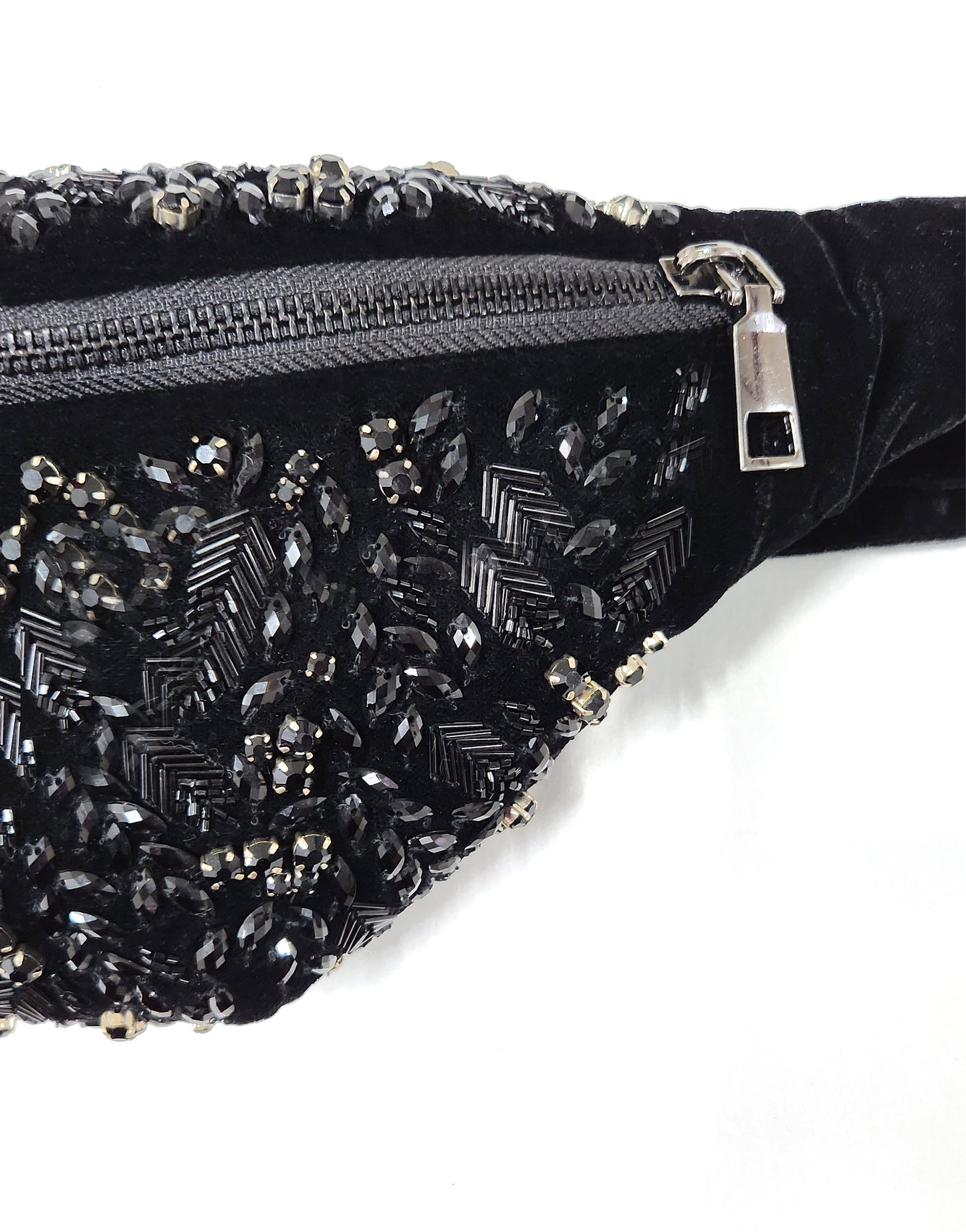 Artesanía de calidad en bolso tote de lujo vegano.