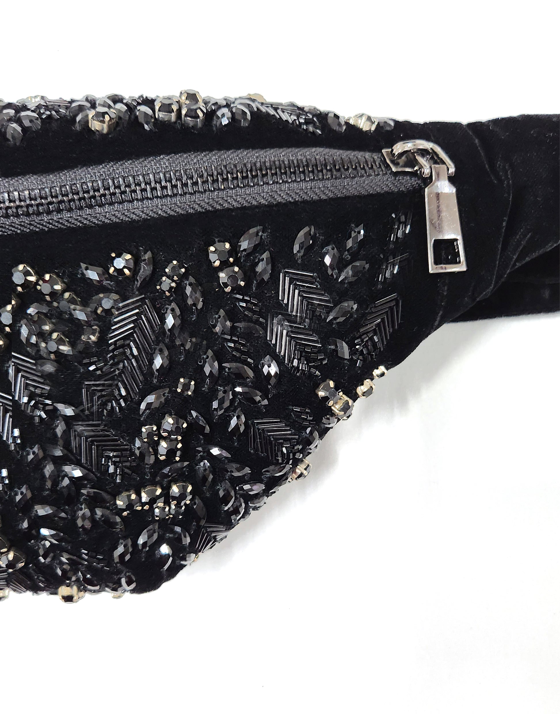 Artesanía de calidad en bolso tote de lujo vegano.