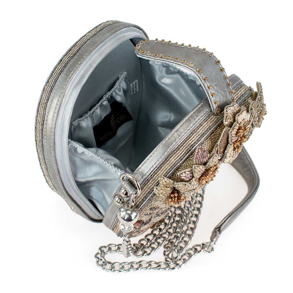 Bolsos exclusivos veganos con materiales sostenibles.