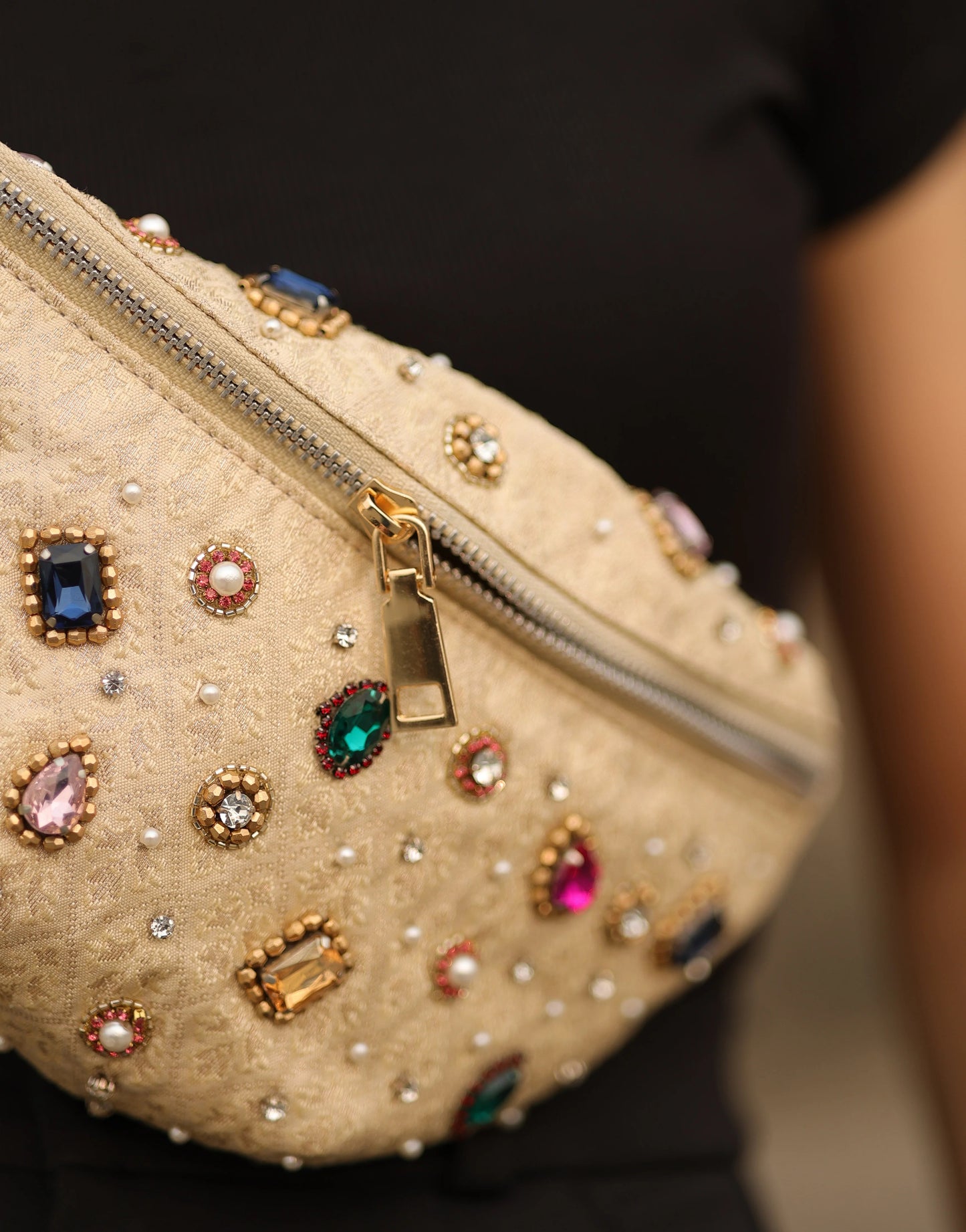 Bolsos artesanales creados para mujeres que valoran la exclusividad.